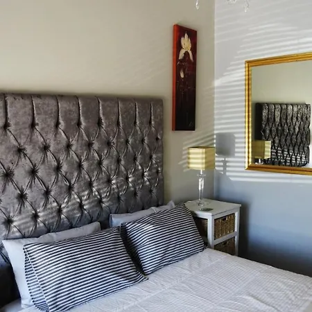 21 On Klein Karoo Apartment Oudtshoorn Exterior photo