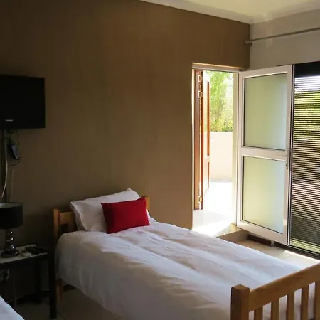 21 On Klein Karoo Apartment Oudtshoorn Exterior photo