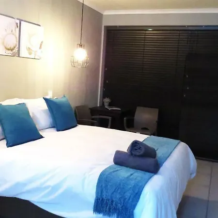 21 On Klein Karoo Apartment Oudtshoorn Exterior photo