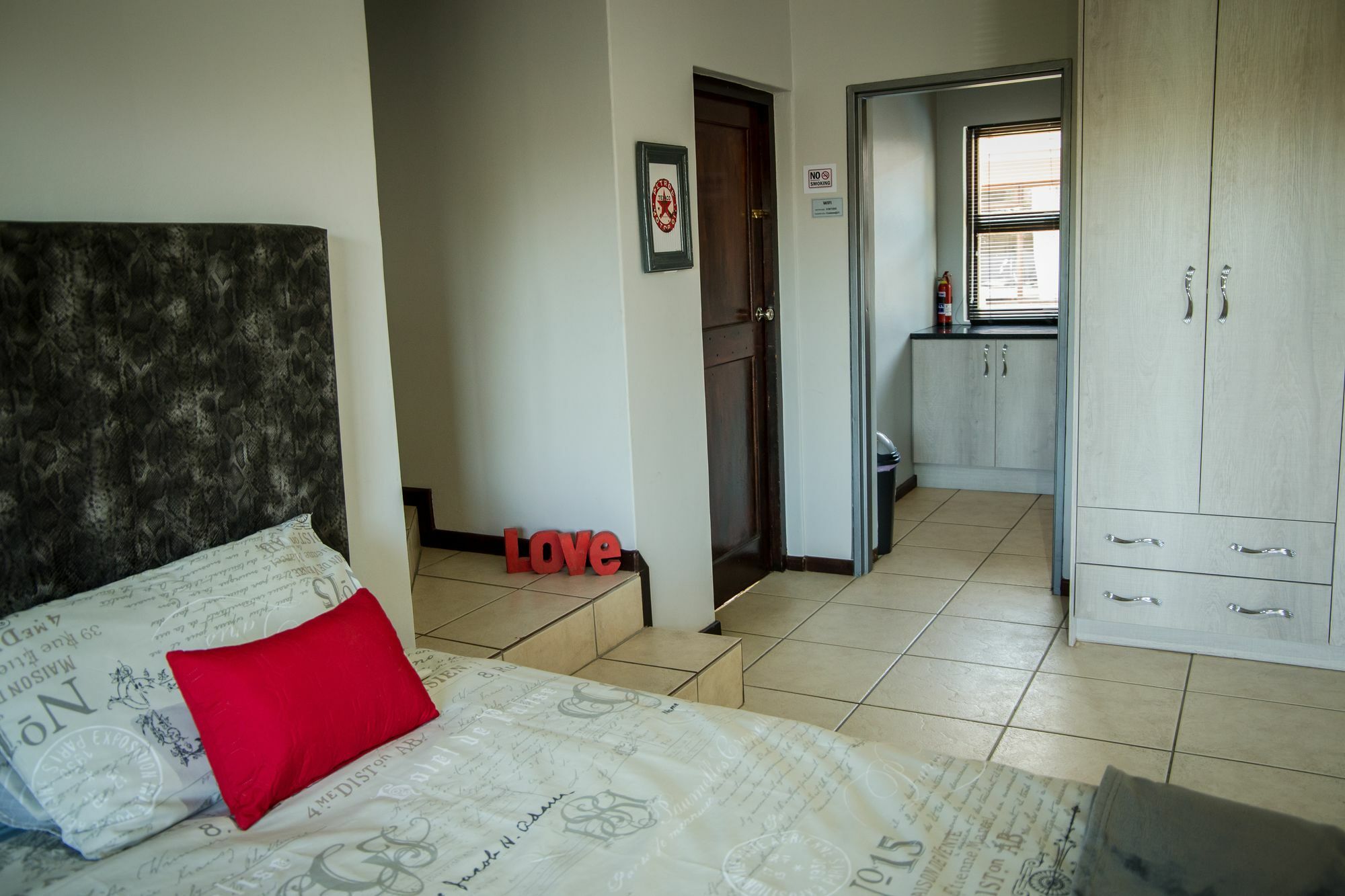 Apartment 21 On Klein Karoo *